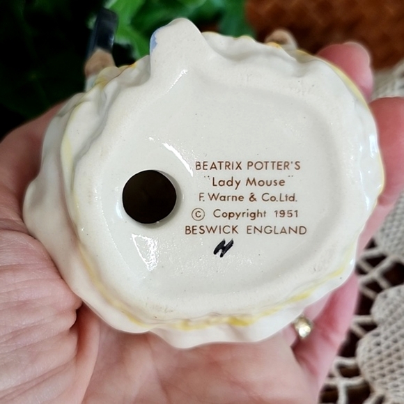 👉*VINTAGE* BESWICK BEATRIX POTTER LADY MOUSE FIGURE 1965 ~EXCELLENT CONDITION! - Picture 5 of 6